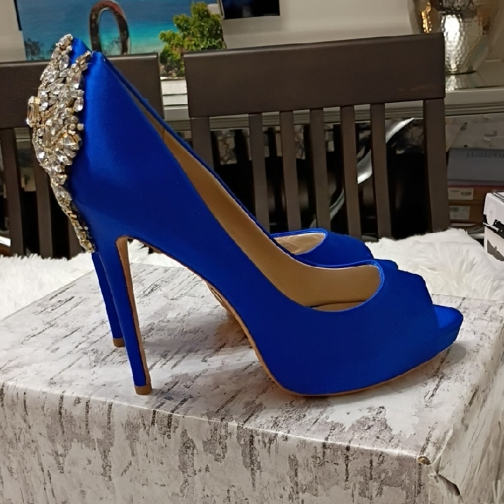 Badgley Mischka Kiarra Saphire Blue Satin Crystal-Back Peep-Toe Heels 9.5M - Picture 3 of 16